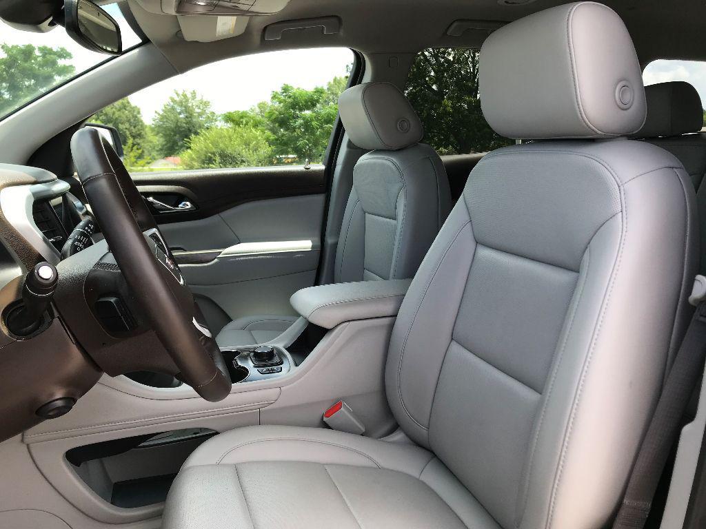 used 2023 GMC Acadia car, priced at $30,279