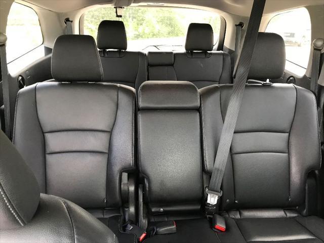 used 2021 Honda Pilot car, priced at $27,906