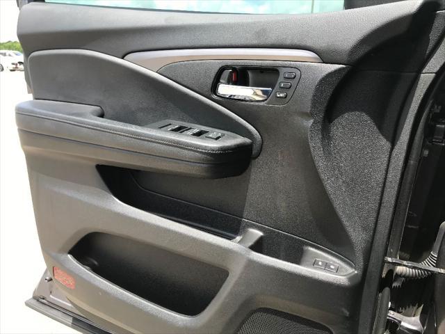 used 2021 Honda Pilot car, priced at $27,906