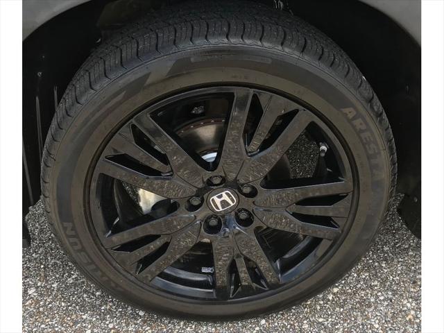 used 2021 Honda Pilot car, priced at $27,906