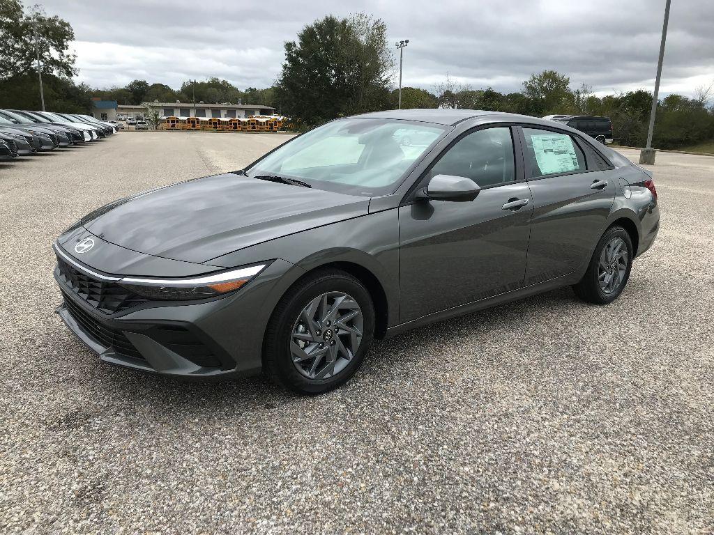 new 2026 Hyundai ELANTRA HEV car, priced at $27,315
