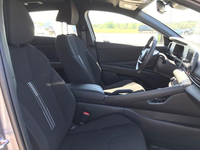 new 2025 Hyundai Elantra car, priced at $26,333