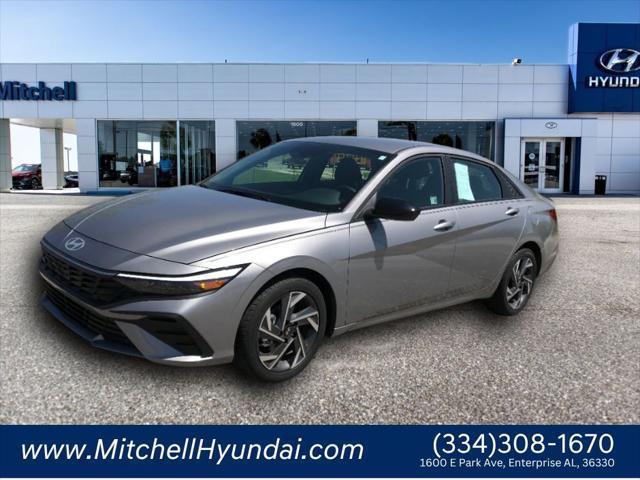 new 2025 Hyundai Elantra car, priced at $26,333