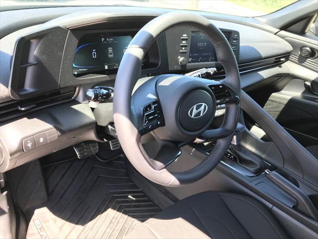 new 2025 Hyundai Elantra car, priced at $26,333