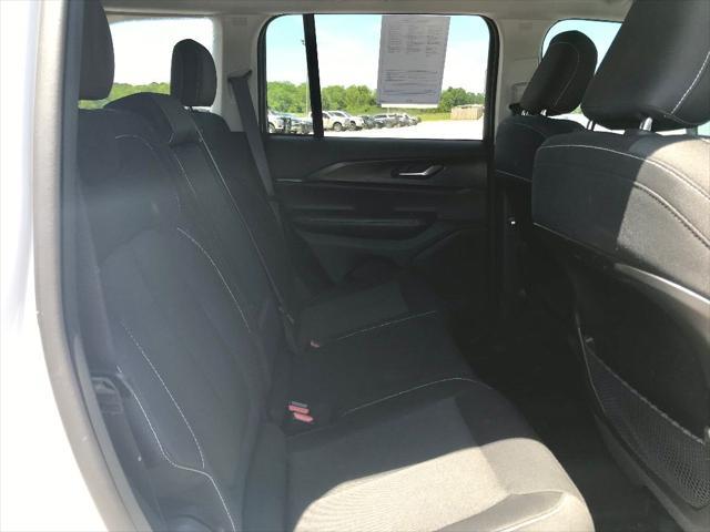 used 2023 Jeep Grand Cherokee car, priced at $27,914