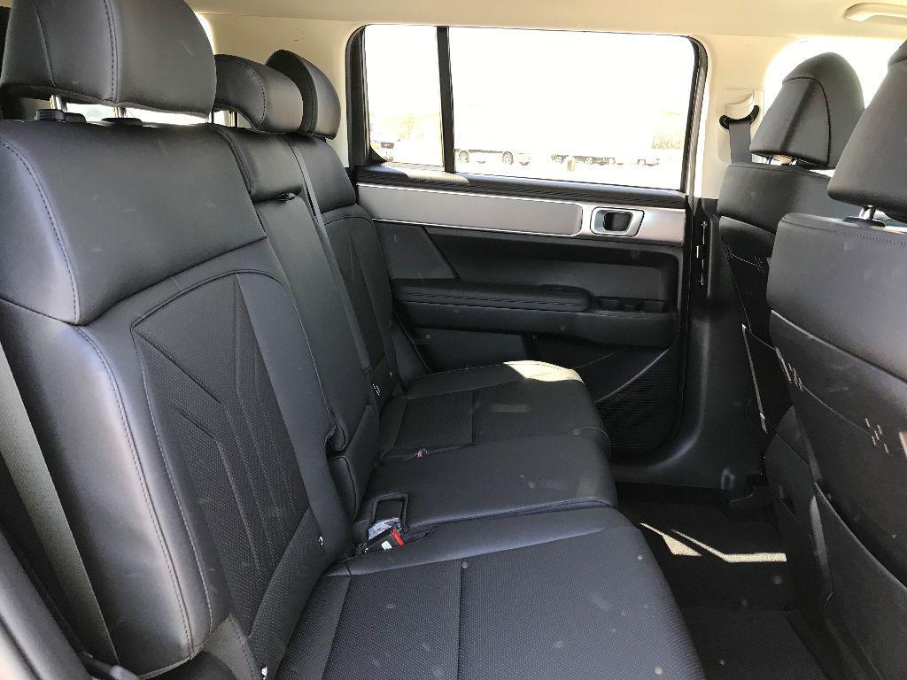 new 2025 Hyundai Santa Fe car, priced at $40,724