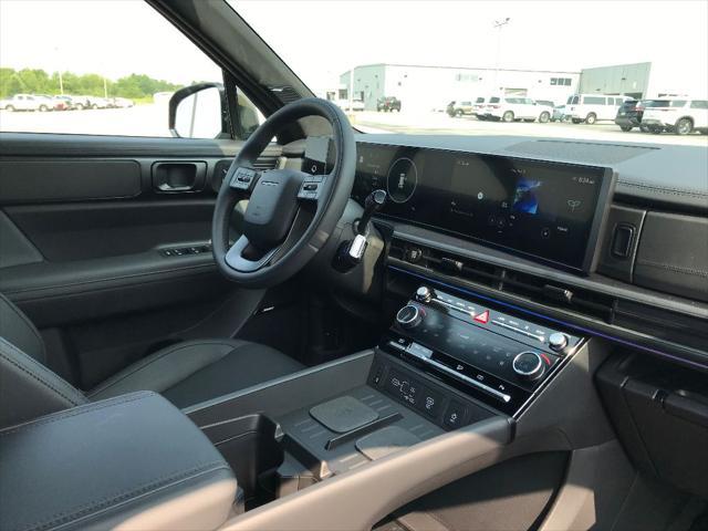 new 2025 Hyundai SANTA FE HEV car, priced at $50,184
