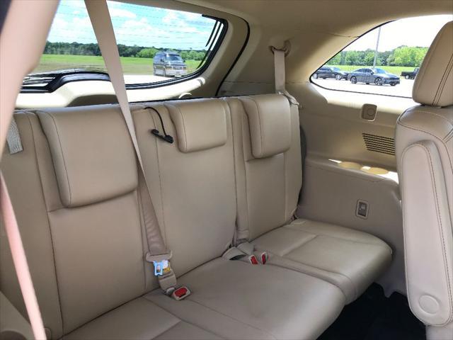 used 2019 Toyota Highlander car, priced at $26,906