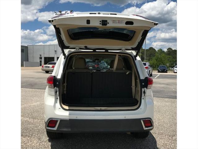 used 2019 Toyota Highlander car, priced at $26,906