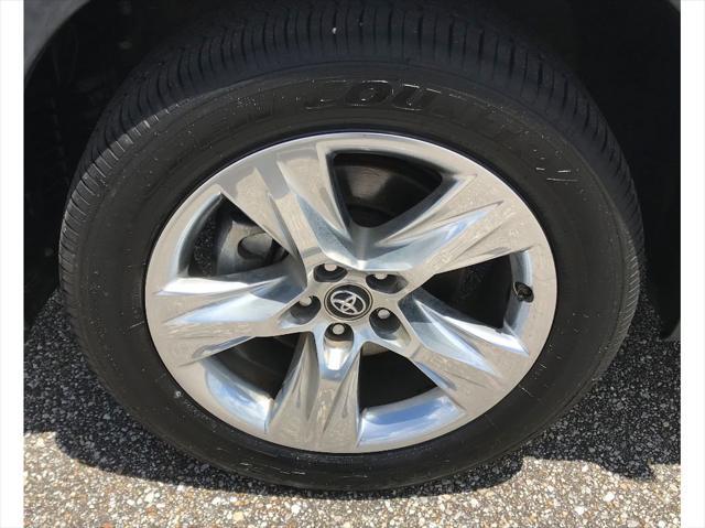 used 2019 Toyota Highlander car, priced at $26,906
