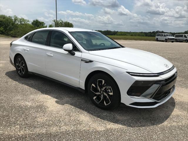 new 2025 Hyundai Sonata car, priced at $32,066