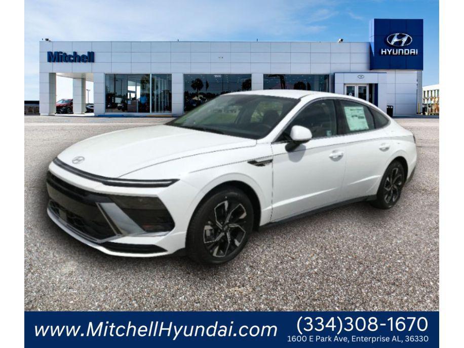 new 2025 Hyundai Sonata car, priced at $28,214