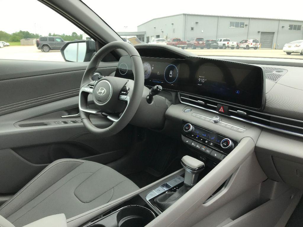 new 2025 Hyundai Elantra car, priced at $26,793
