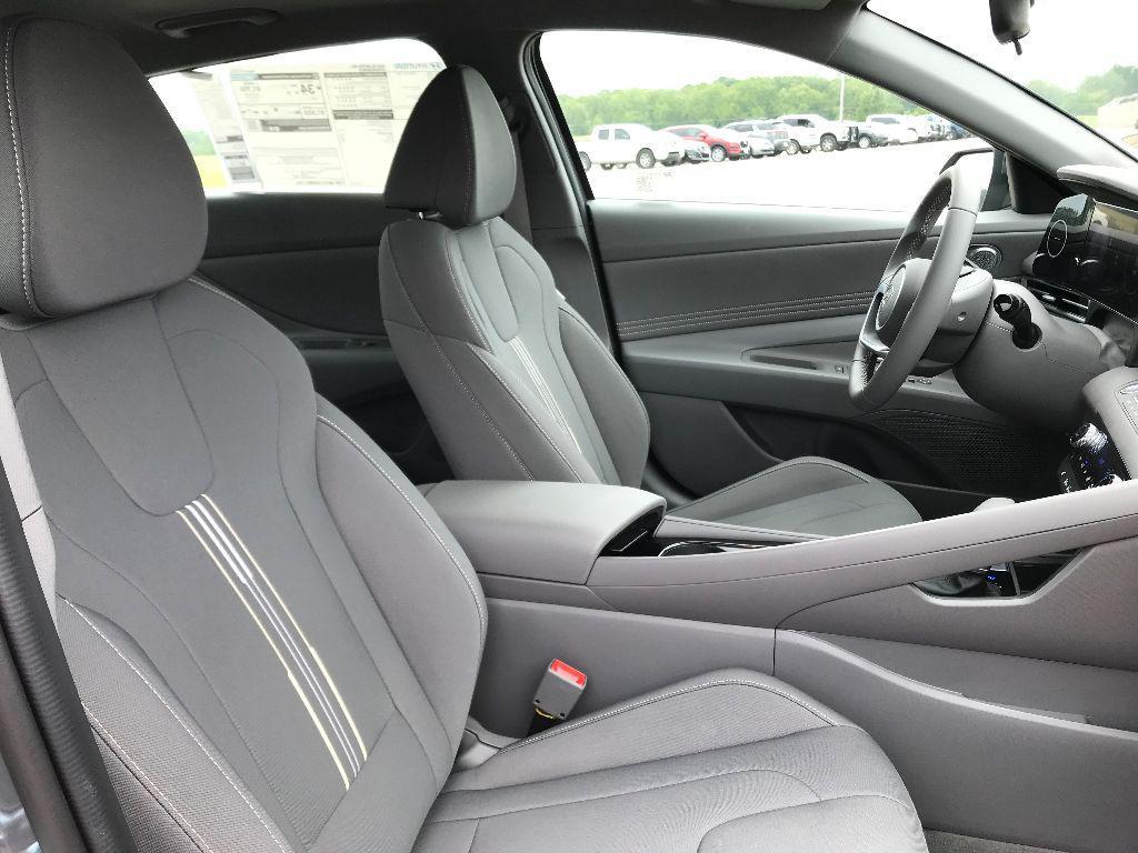 new 2025 Hyundai Elantra car, priced at $26,793