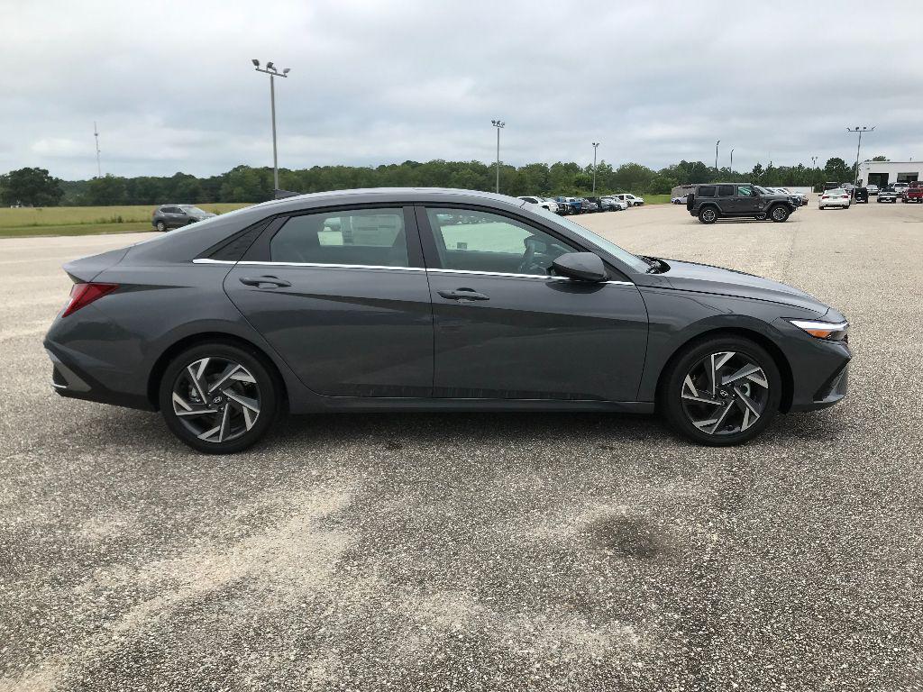 new 2025 Hyundai Elantra car, priced at $26,793