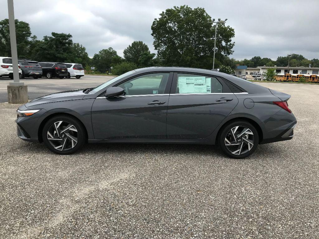 new 2025 Hyundai Elantra car, priced at $26,793