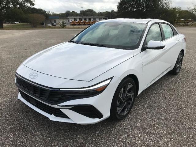 new 2025 Hyundai Elantra car, priced at $29,987