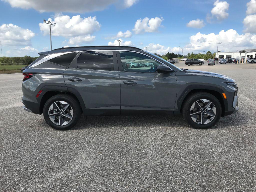 new 2026 Hyundai Tucson car, priced at $32,960