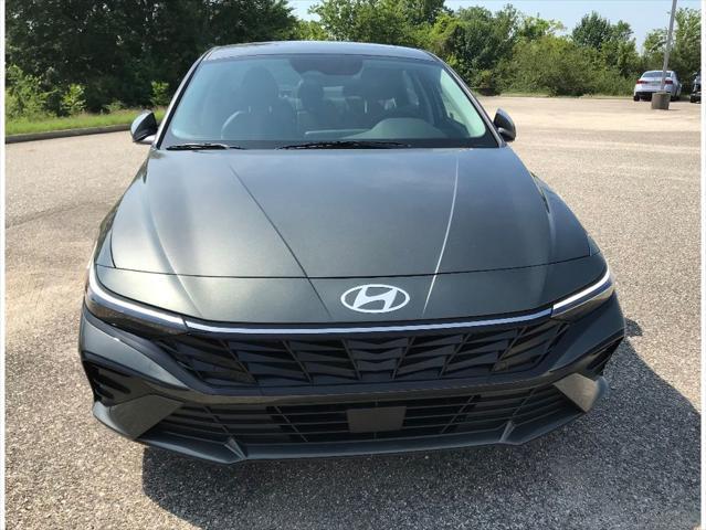 new 2025 Hyundai Elantra car, priced at $28,535