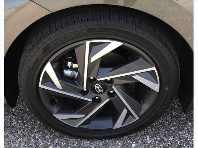 new 2025 Hyundai Elantra car, priced at $28,535