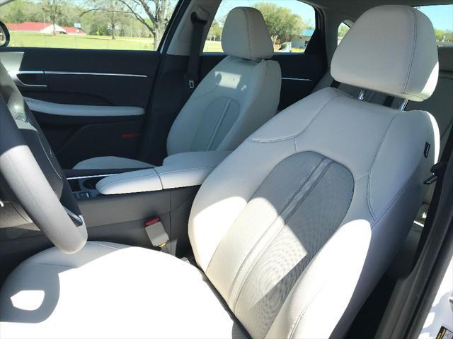 new 2025 Hyundai Sonata car, priced at $31,903