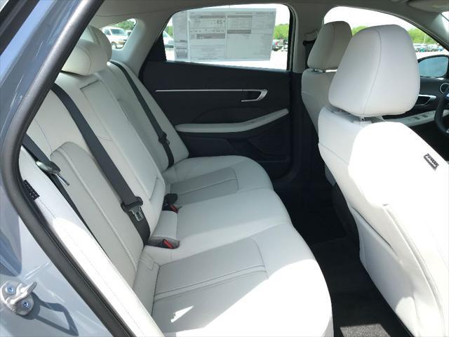 new 2025 Hyundai Sonata car, priced at $31,403