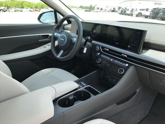 new 2025 Hyundai Sonata car, priced at $31,403