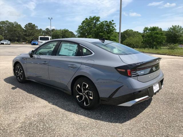 new 2025 Hyundai Sonata car, priced at $31,403