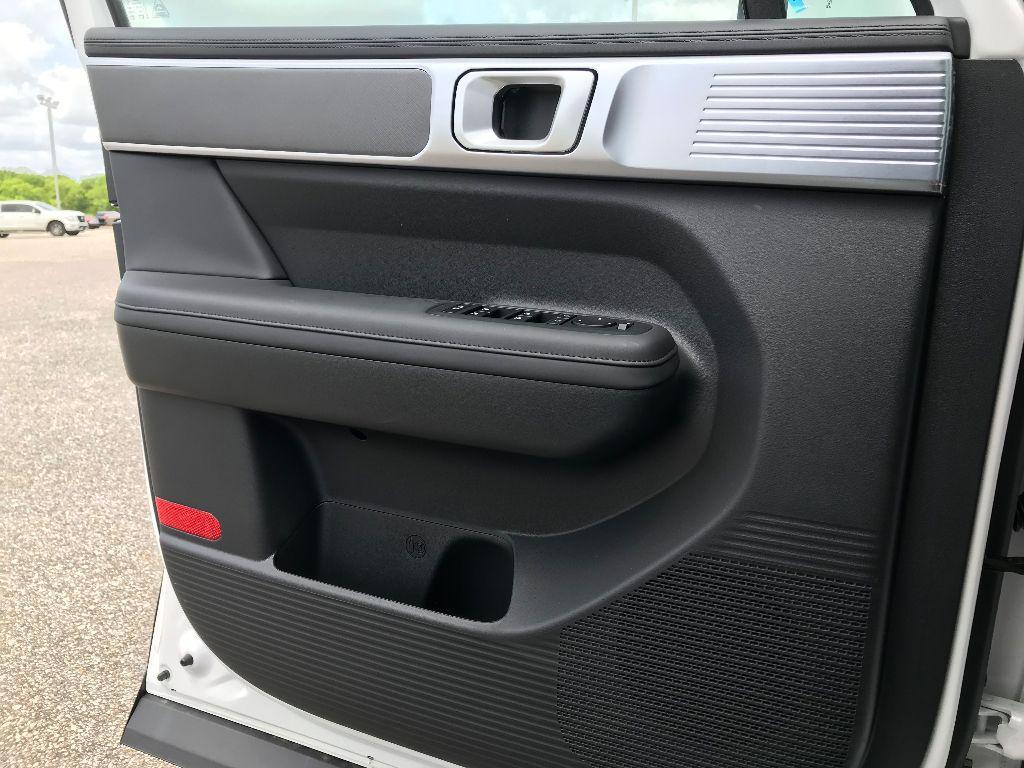new 2025 Hyundai Santa Fe car, priced at $37,586