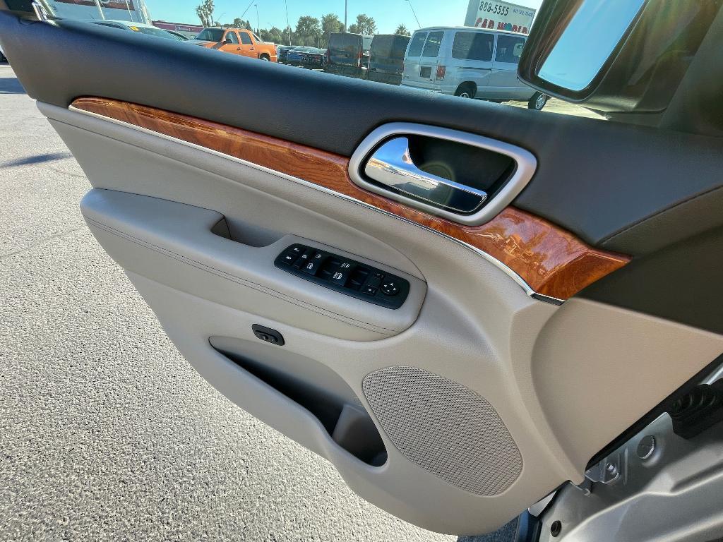 used 2012 Jeep Grand Cherokee car, priced at $8,995