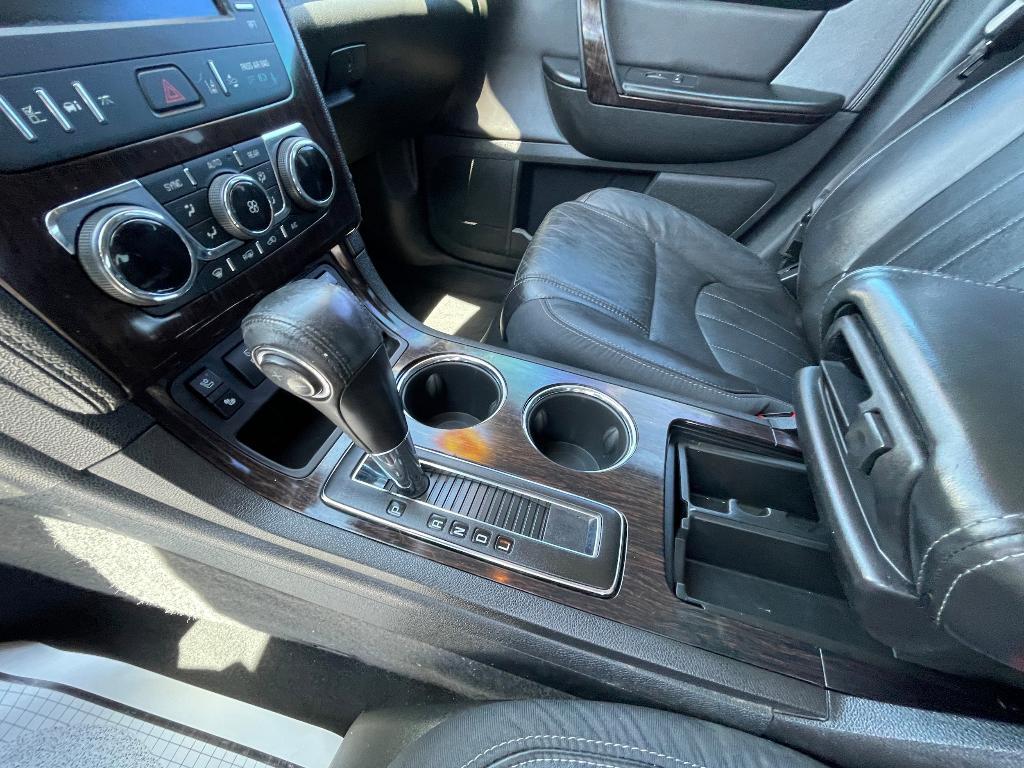 used 2015 Chevrolet Traverse car, priced at $11,995