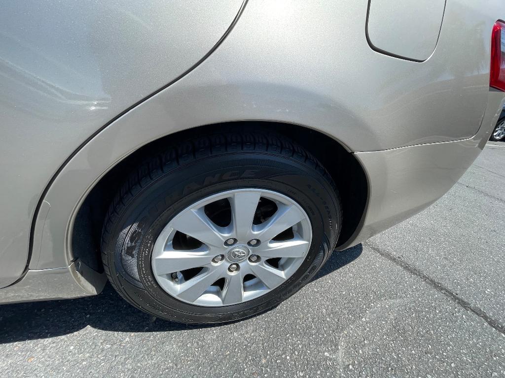 used 2009 Toyota Camry Hybrid car, priced at $7,995