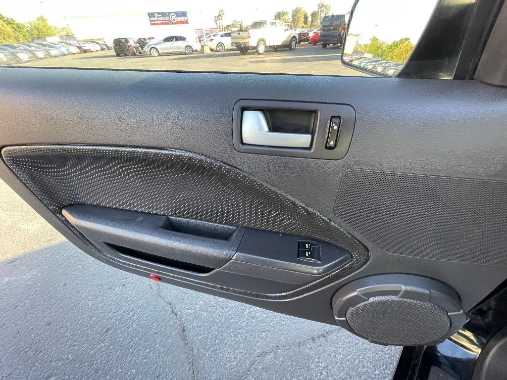 used 2007 Ford Mustang car, priced at $10,995