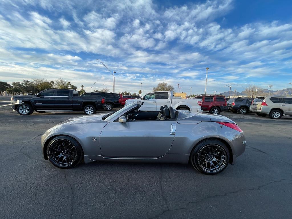 used 2007 Nissan 350Z car, priced at $10,995