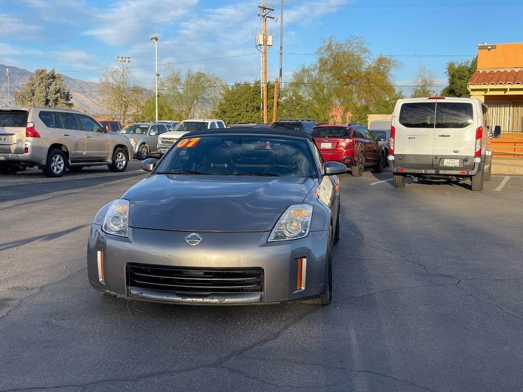 used 2007 Nissan 350Z car, priced at $10,995