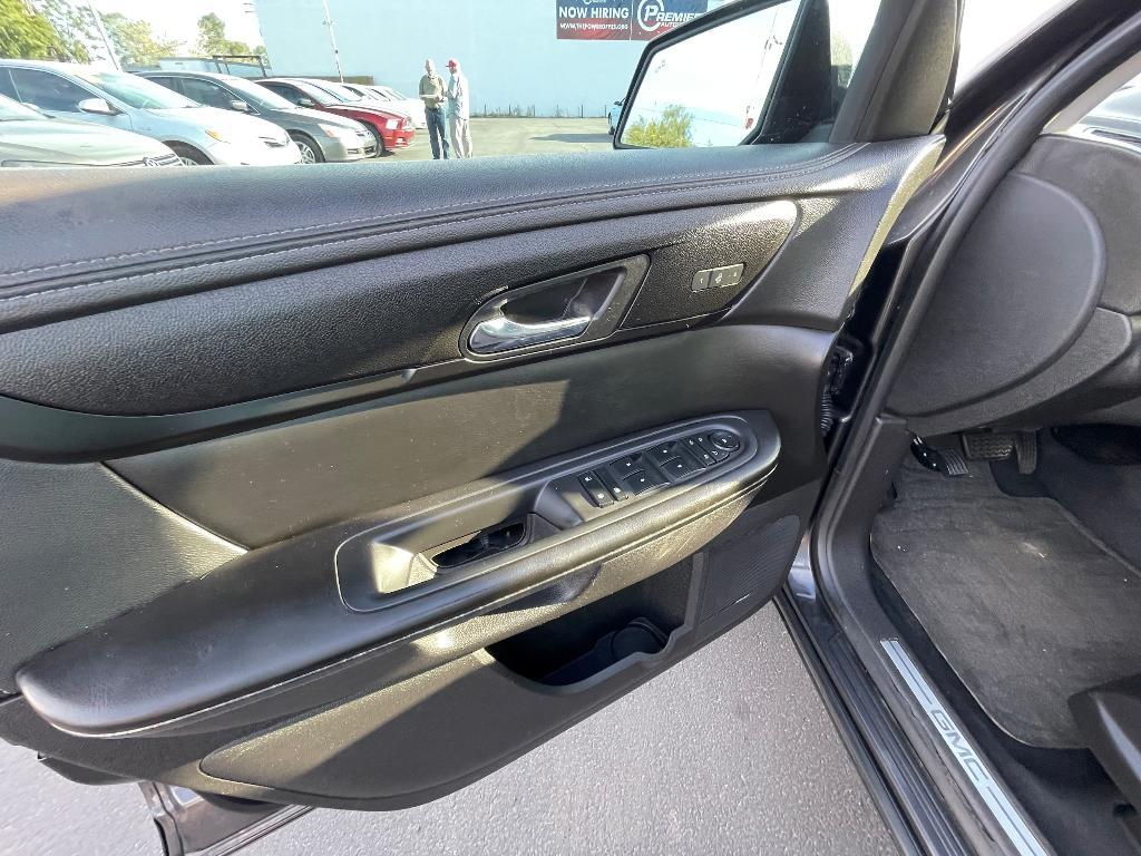 used 2014 GMC Acadia car, priced at $9,888