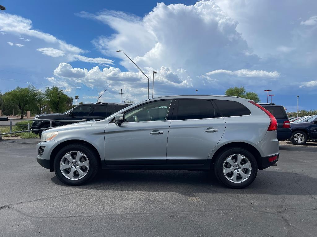 used 2013 Volvo XC60 car, priced at $8,995