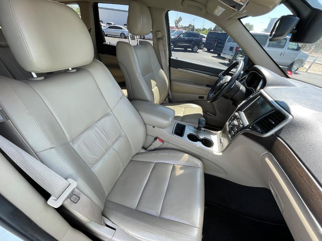 used 2014 Jeep Grand Cherokee car, priced at $11,995