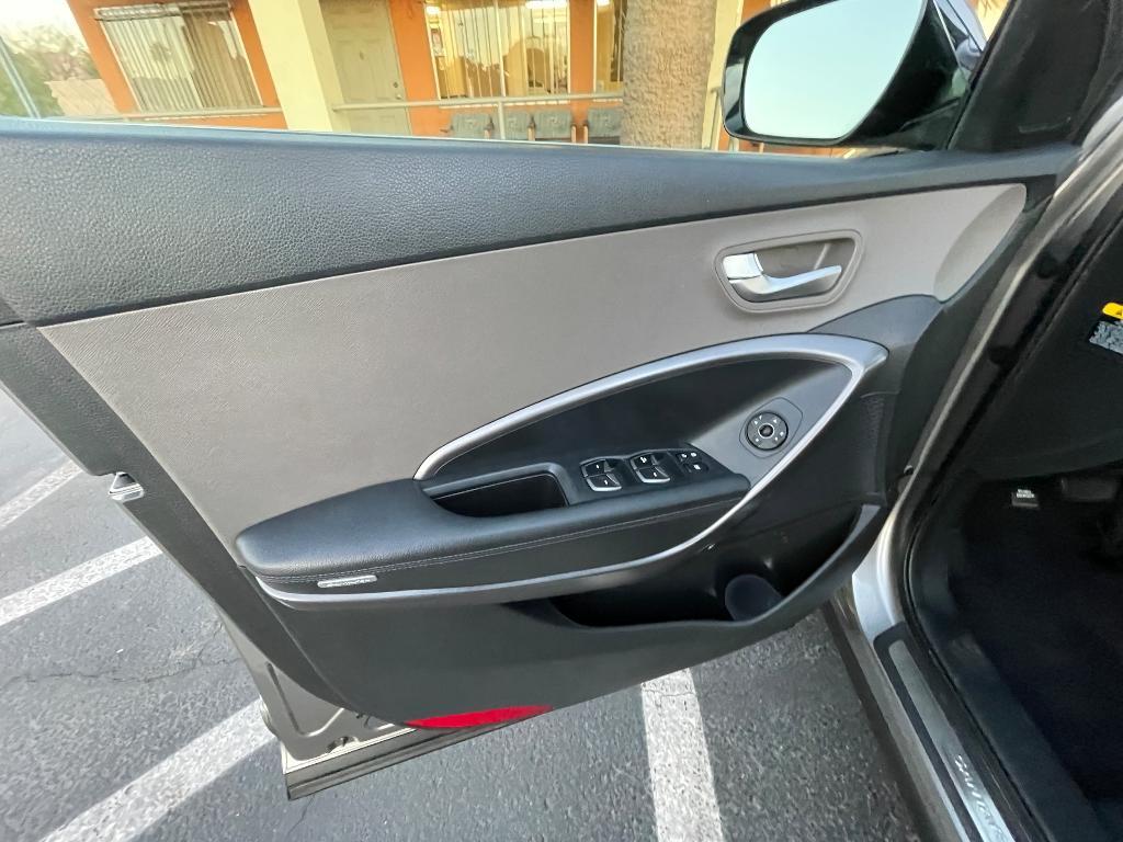 used 2013 Hyundai Santa Fe car, priced at $11,900