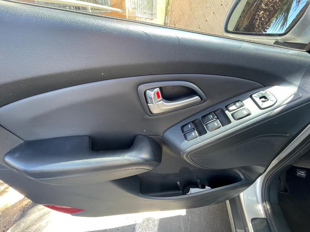 used 2010 Hyundai Tucson car, priced at $6,995