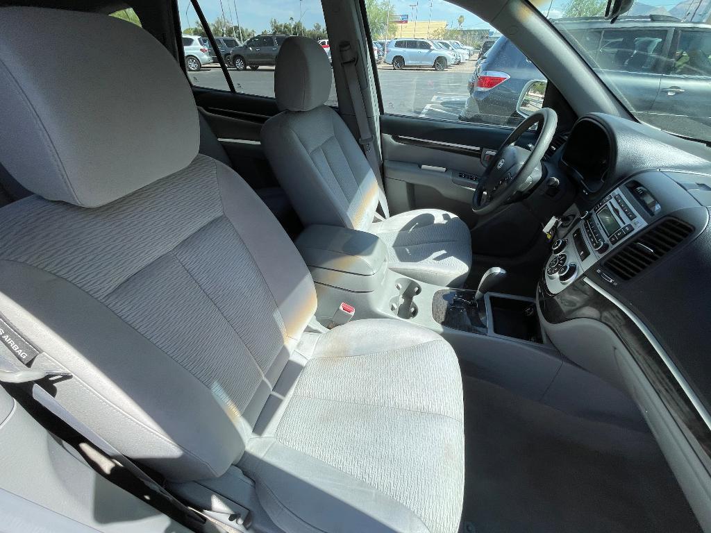 used 2007 Hyundai Santa Fe car, priced at $6,995