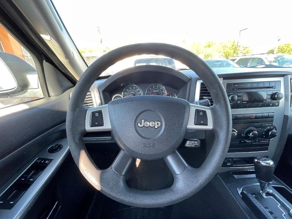 used 2010 Jeep Grand Cherokee car, priced at $6,699