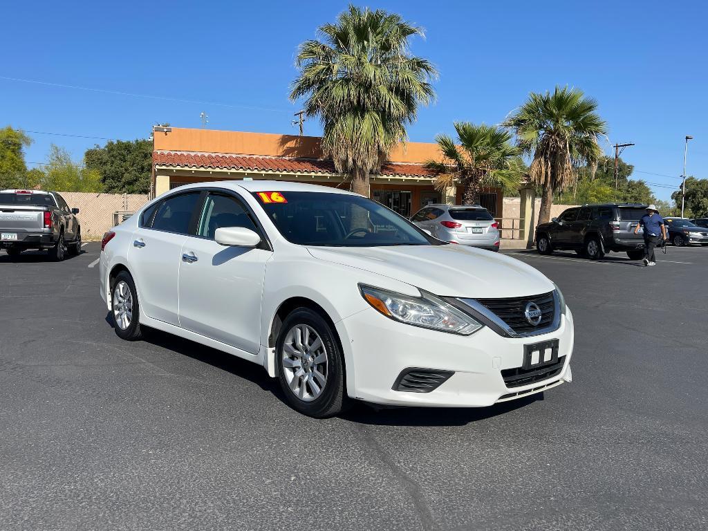 used 2016 Nissan Altima car, priced at $9,995