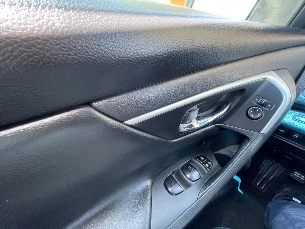 used 2016 Nissan Altima car, priced at $9,995