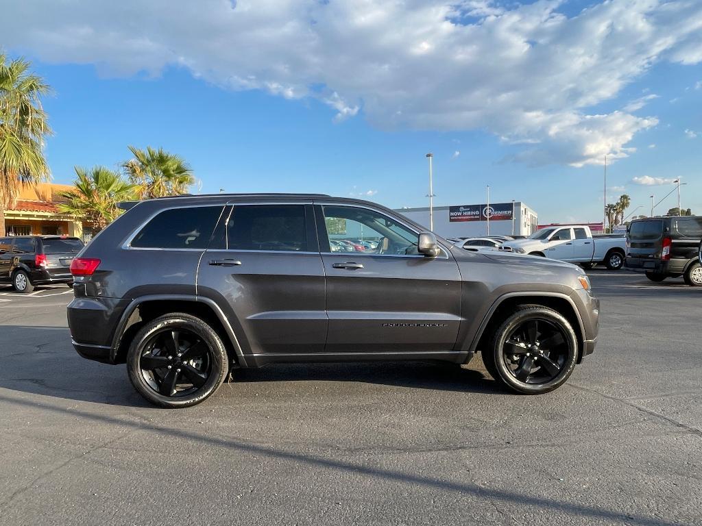 used 2015 Jeep Grand Cherokee car, priced at $12,995