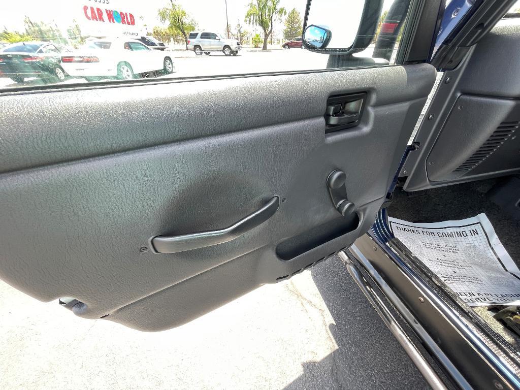 used 2005 Jeep Wrangler car, priced at $13,495