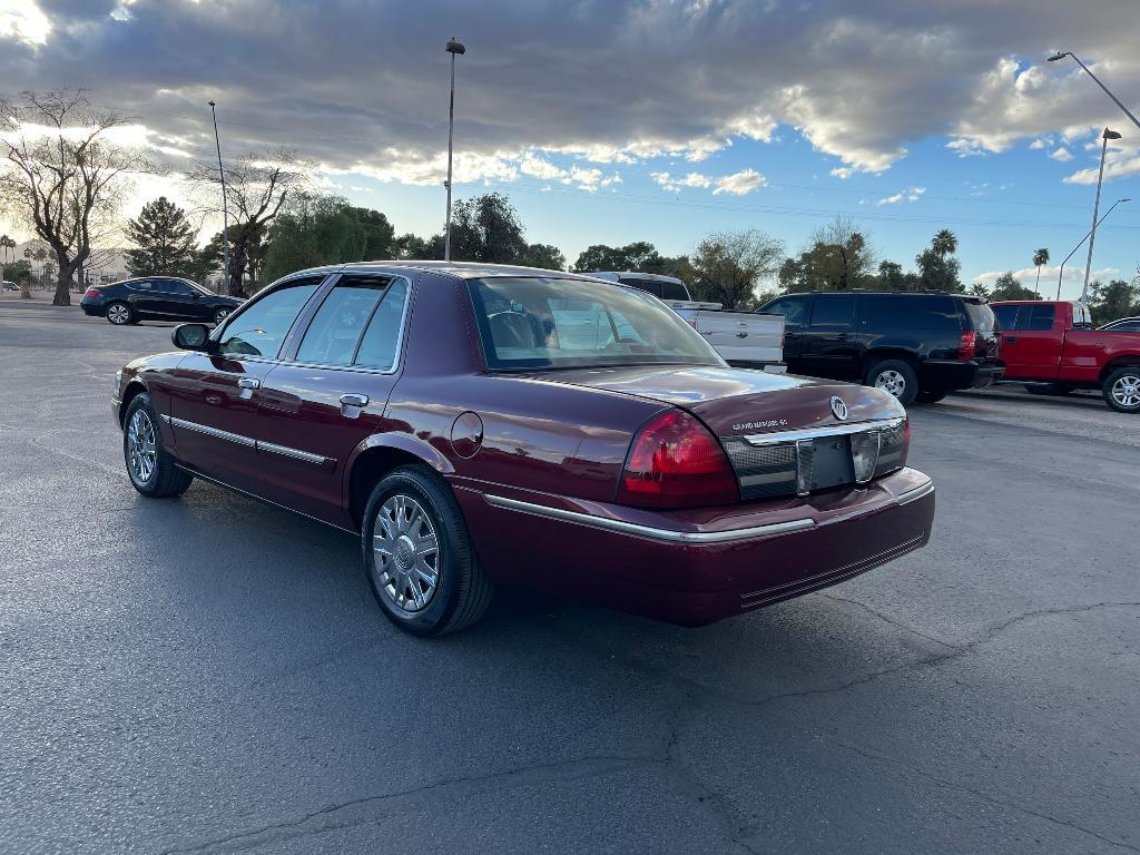 used 2006 Mercury Grand Marquis car, priced at $10,495