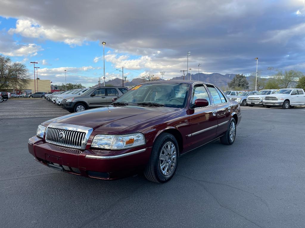 used 2006 Mercury Grand Marquis car, priced at $10,495