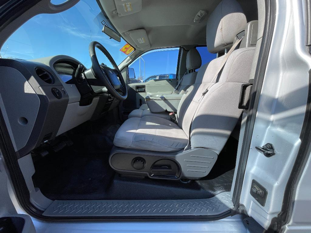 used 2005 Ford F-150 car, priced at $7,995