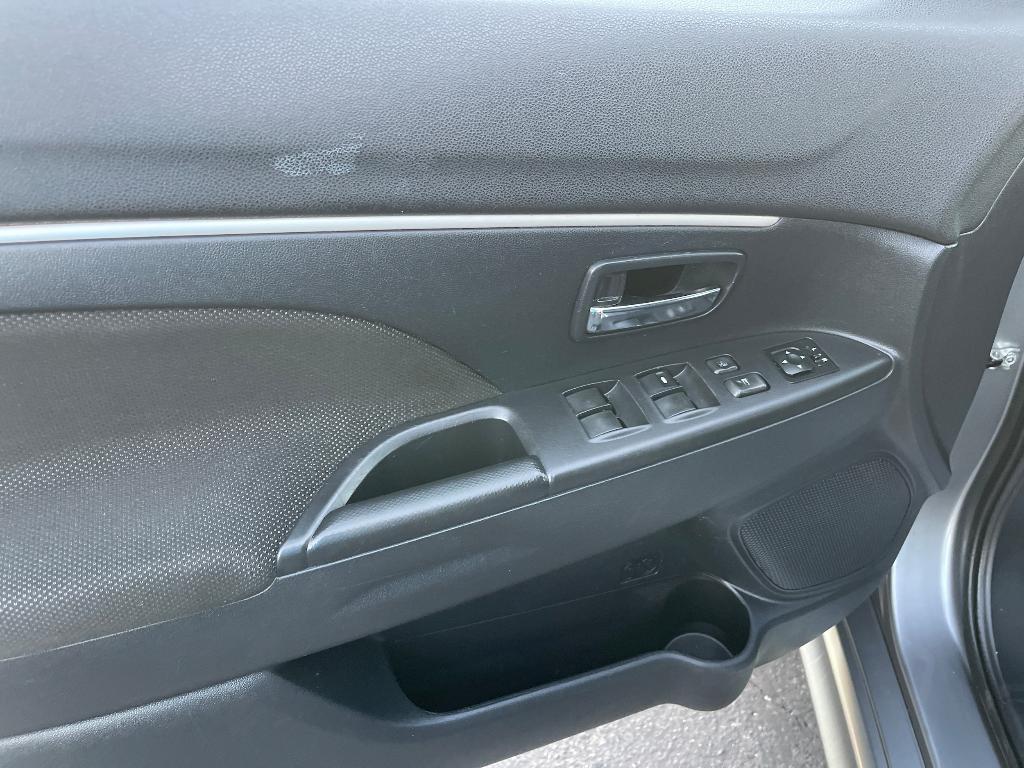 used 2011 Mitsubishi Outlander Sport car, priced at $5,995